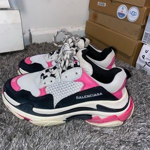 Balenciaga triple S